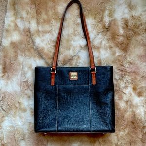 Dooney & Bourke shoulder bag